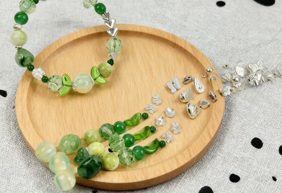 [G0101] 緑の原野　ミックスビーズ