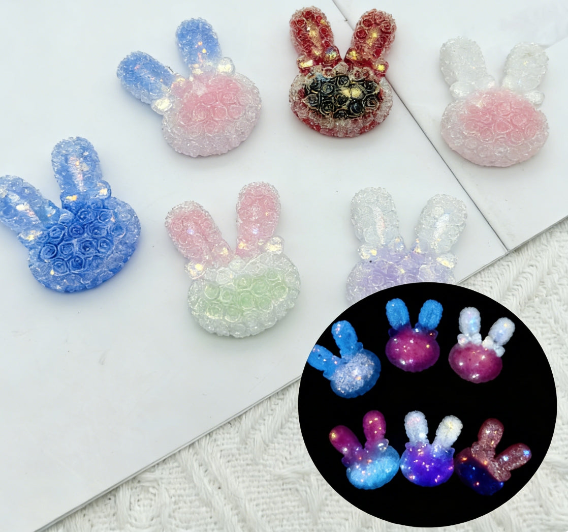 [T21]星夜萌兎・ビーズミックス（プラスチック）：穴あき夜光兎型ビーズ（5 個 / 10 個カラーミックスセット）