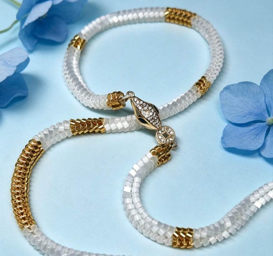 [開封] 約 2.3mm 細やか極小ビーズ 繊細アクセサリー手芸 DIY 素材