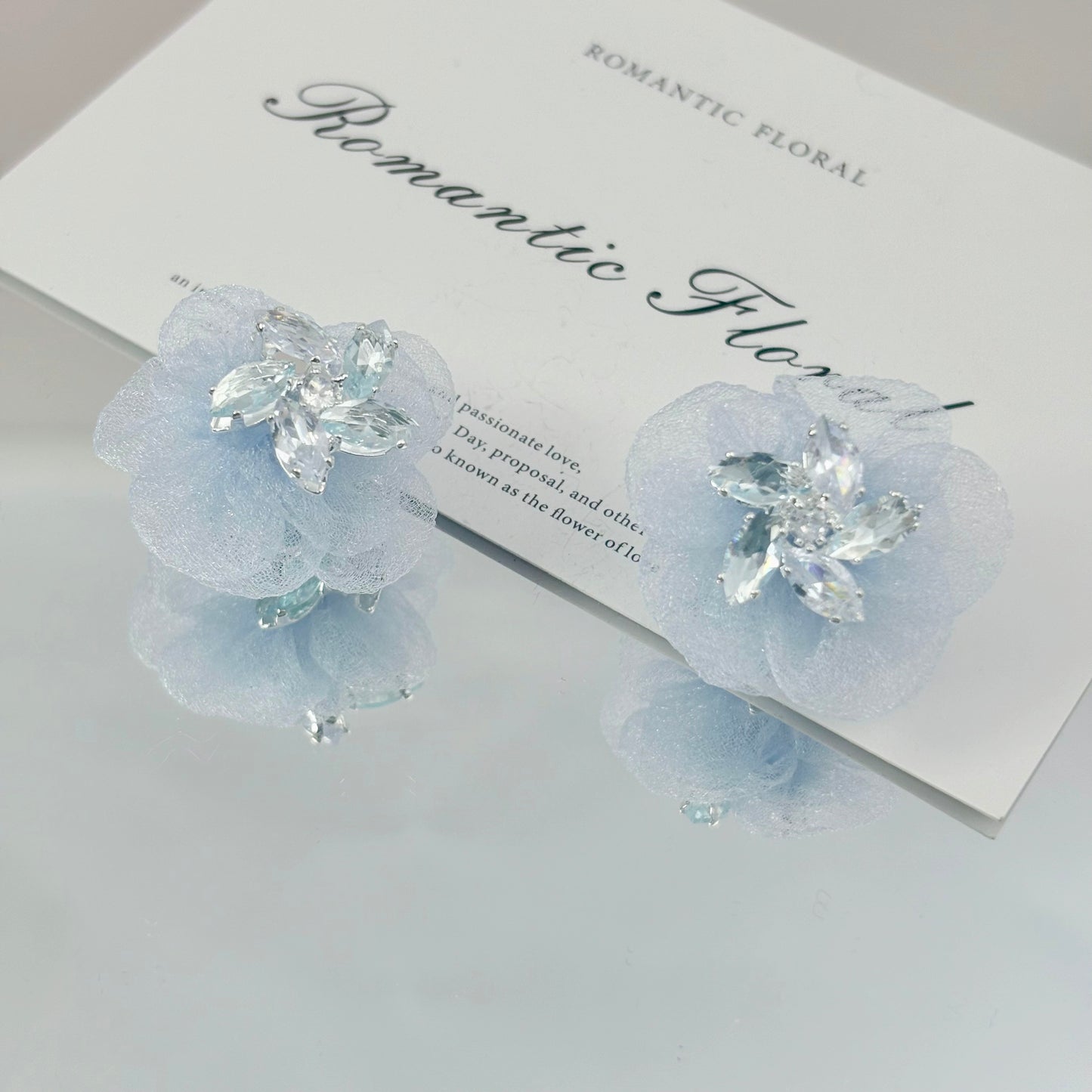 [A0113]フェミニンストラップ