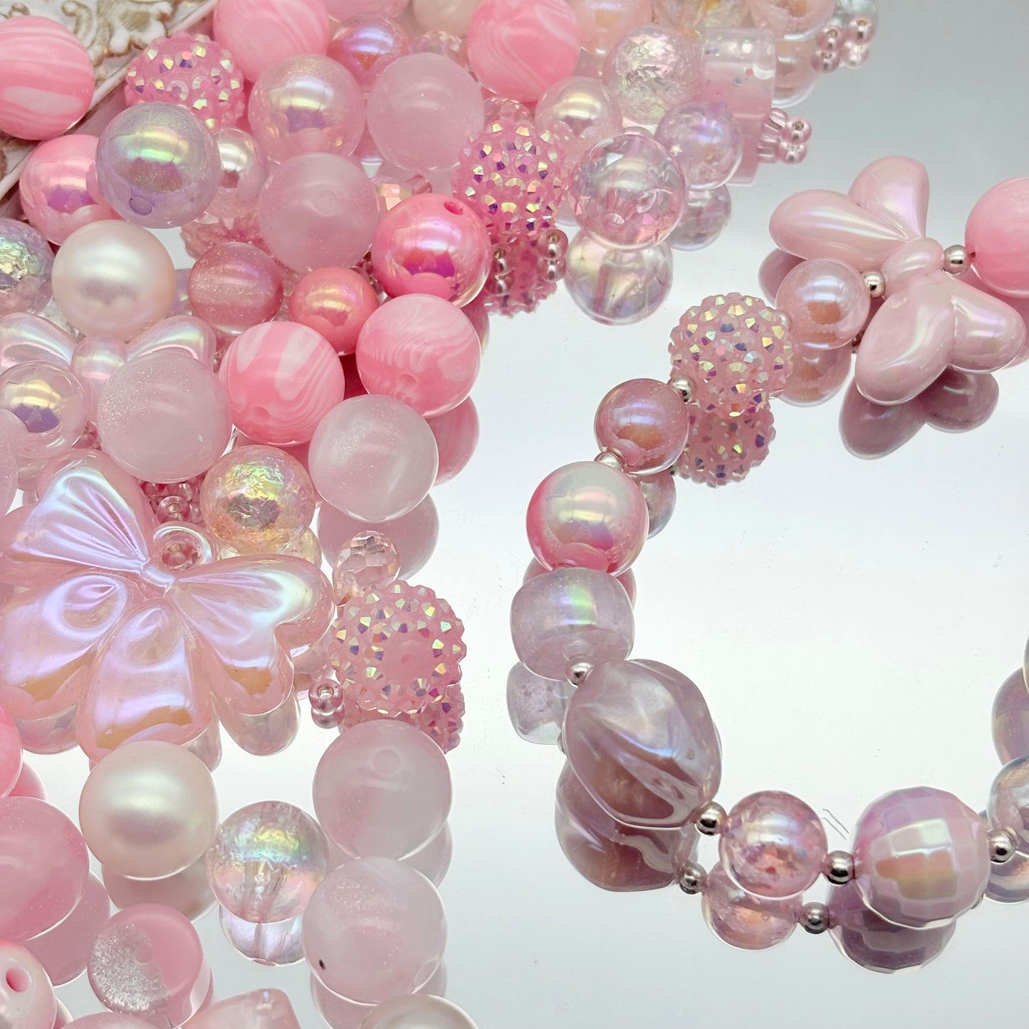 [A19]粉霧の幻虹・ビーズミックス（複数素材）：柔らかなピンク虹きらめきビーズ 50ml/100ml