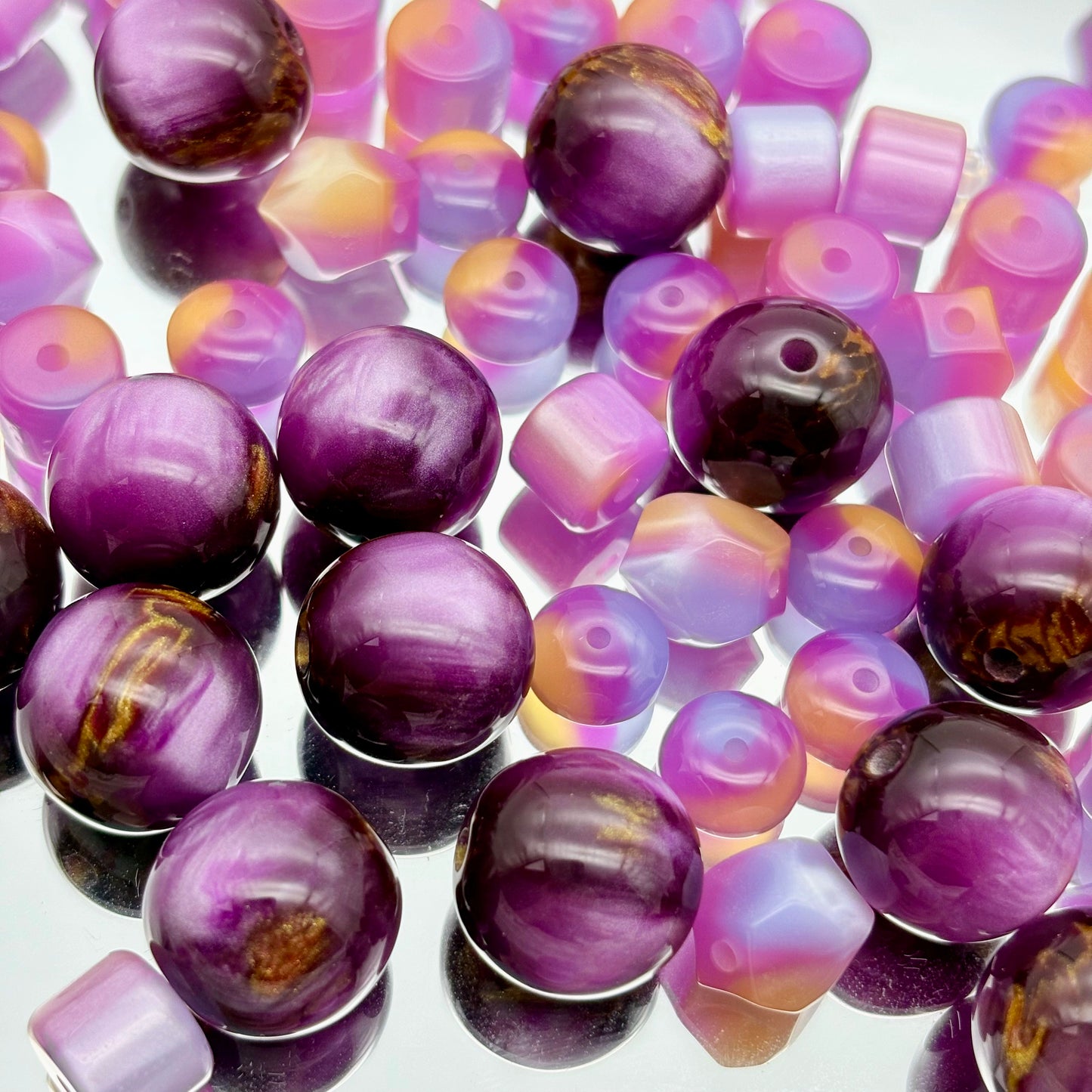 [新年福袋01]柔形大綴・多素材大尺寸串珠ミックス（3 袋 / 6 袋 / 10 袋）