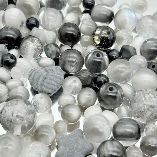 [A61]浅灰の星霧・樹脂ビーズミックス：灰透明柔らかなきらめきビーズ 50ml/100ml