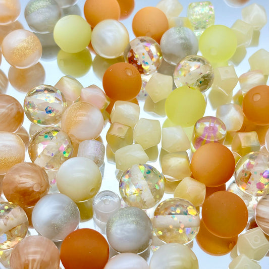 [A62]暖橙の柔霧・樹脂ビーズミックス：オレンジ黄色透明きらめきビーズ 50ml/100ml