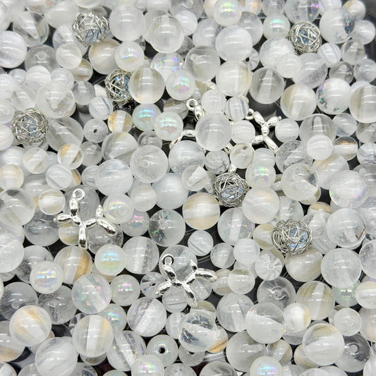 [B132]瑩白な流れる光