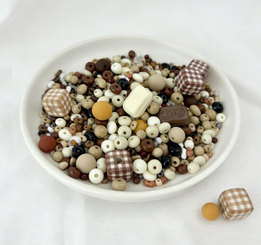 [B84]暖棕の格韵・格子柄プラスチック串珠ミックス（30ML/50ML）