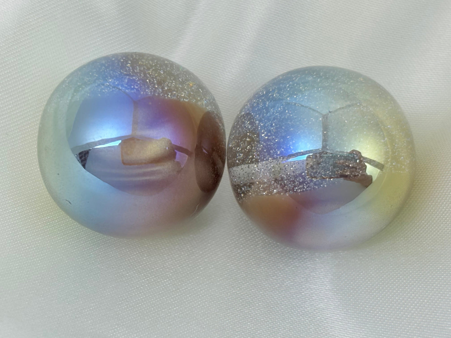 [A65-02]幻境半珠・20mm /25mm半孔レジンガラス串珠（1 個）