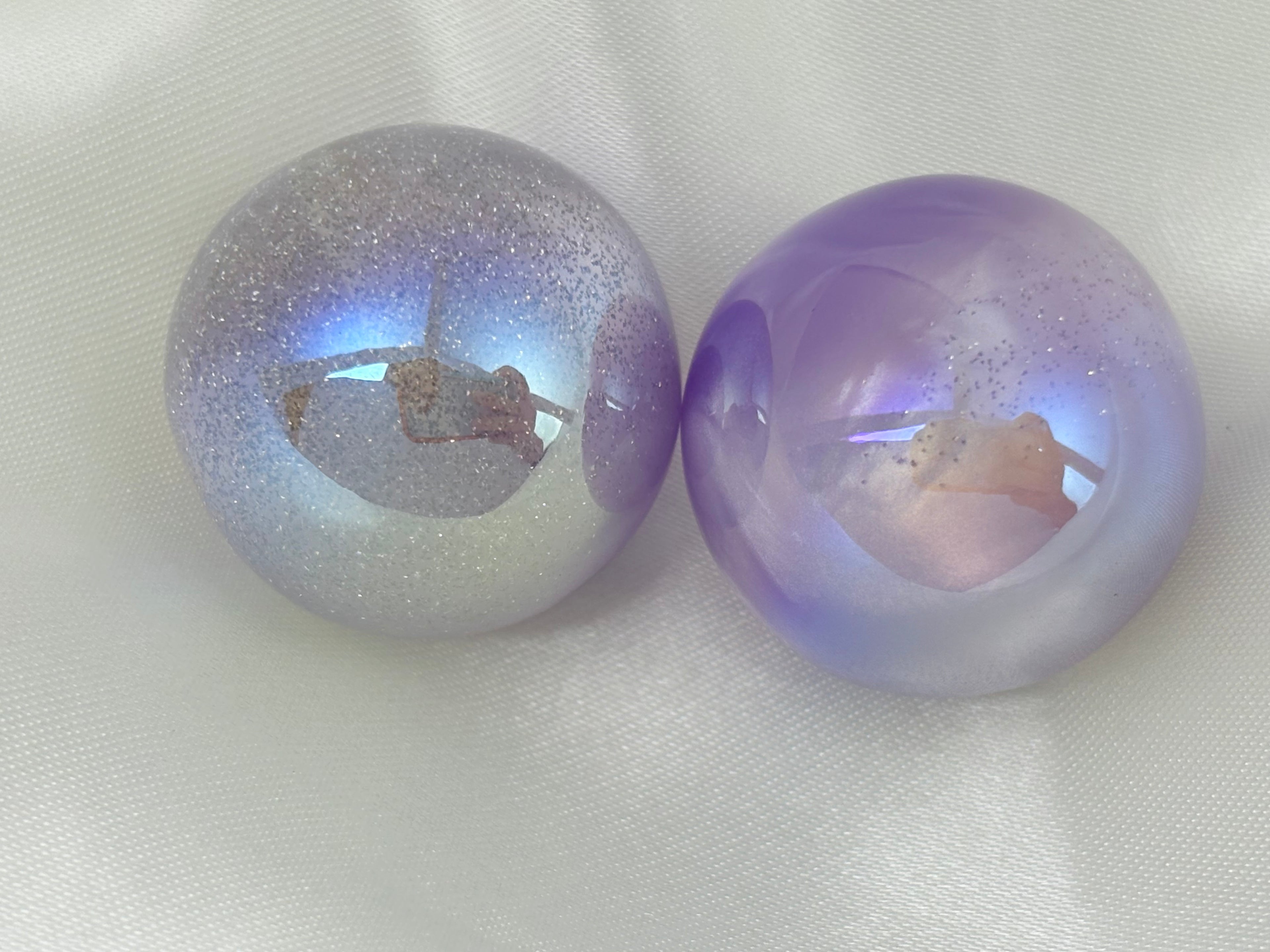 [開封]NEW.上質レジンビーズ 16/20/24mm 通し穴・片穴混在