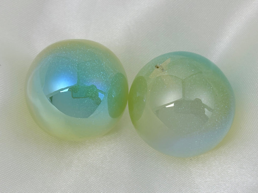 [開封]NEW.上質レジンビーズ 16/20/24mm 通し穴・片穴混在