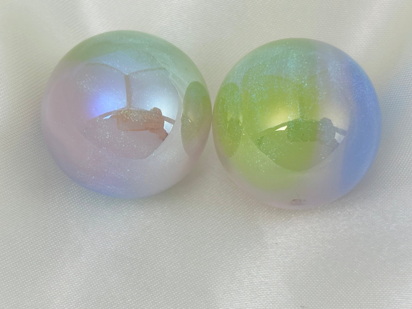 [A65-02]幻境半珠・20mm /25mm半孔レジンガラス串珠（1 個）