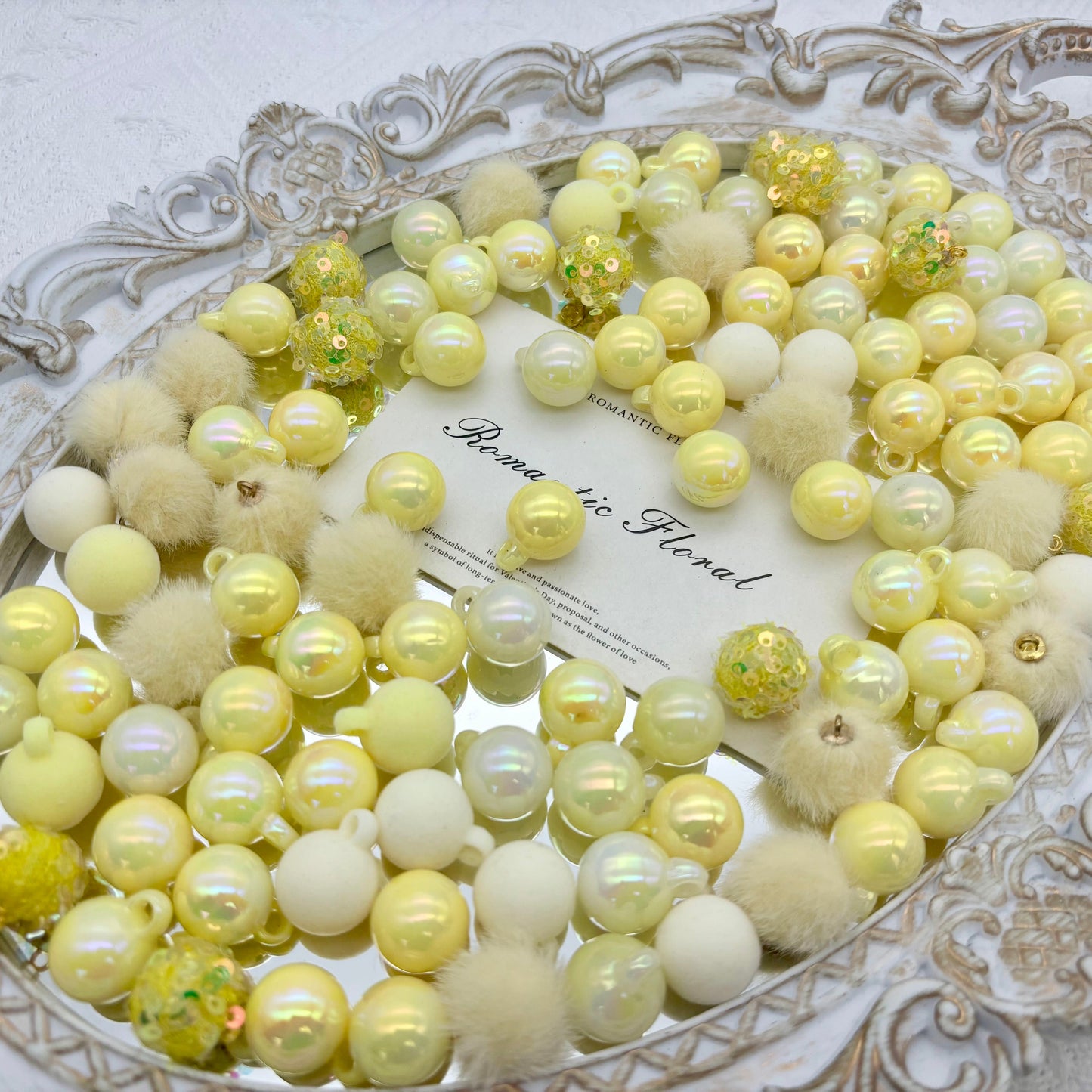 D136きいろいもふもふ