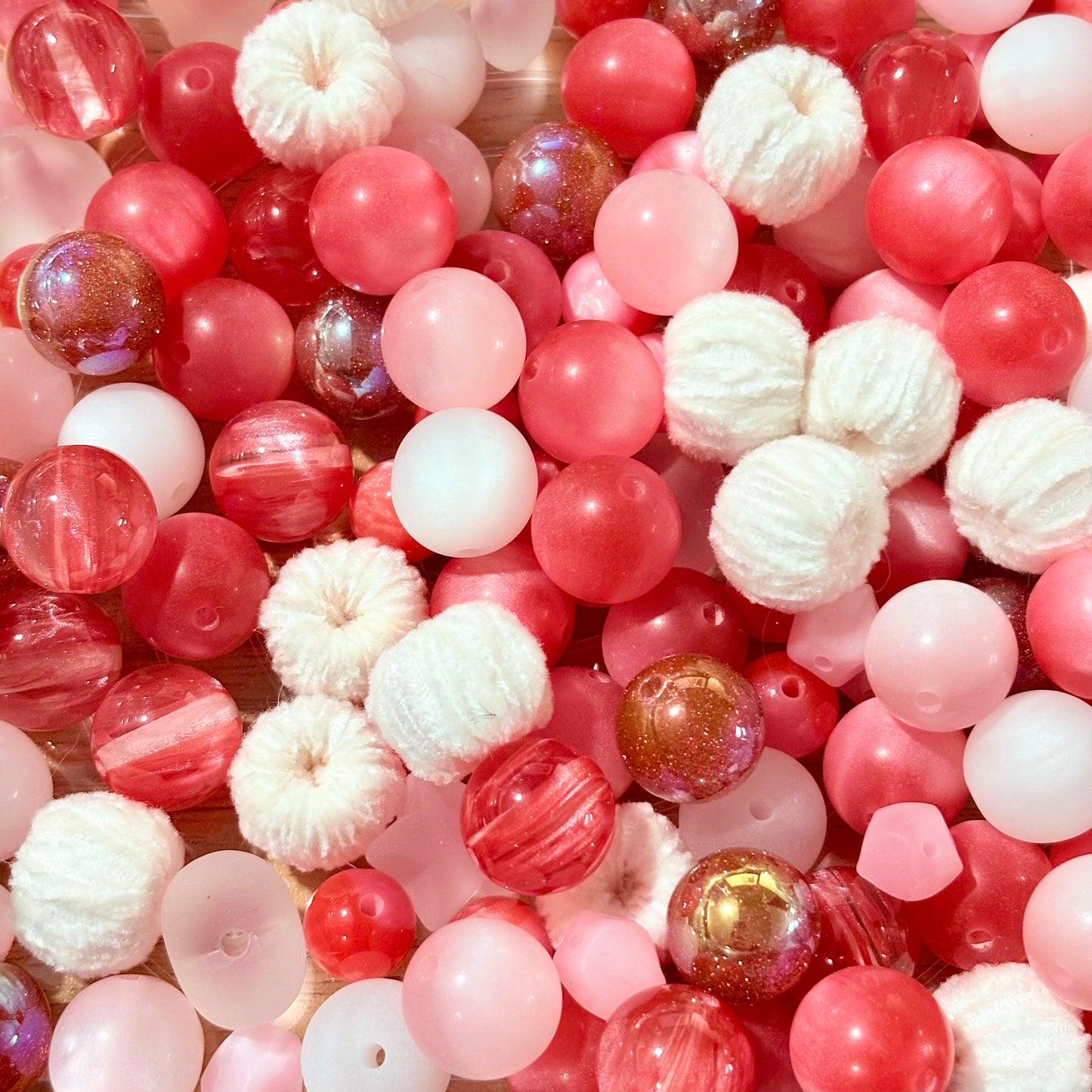 [新年福袋01]柔形大綴・多素材大尺寸串珠ミックス（3 袋 / 6 袋 / 10 袋）