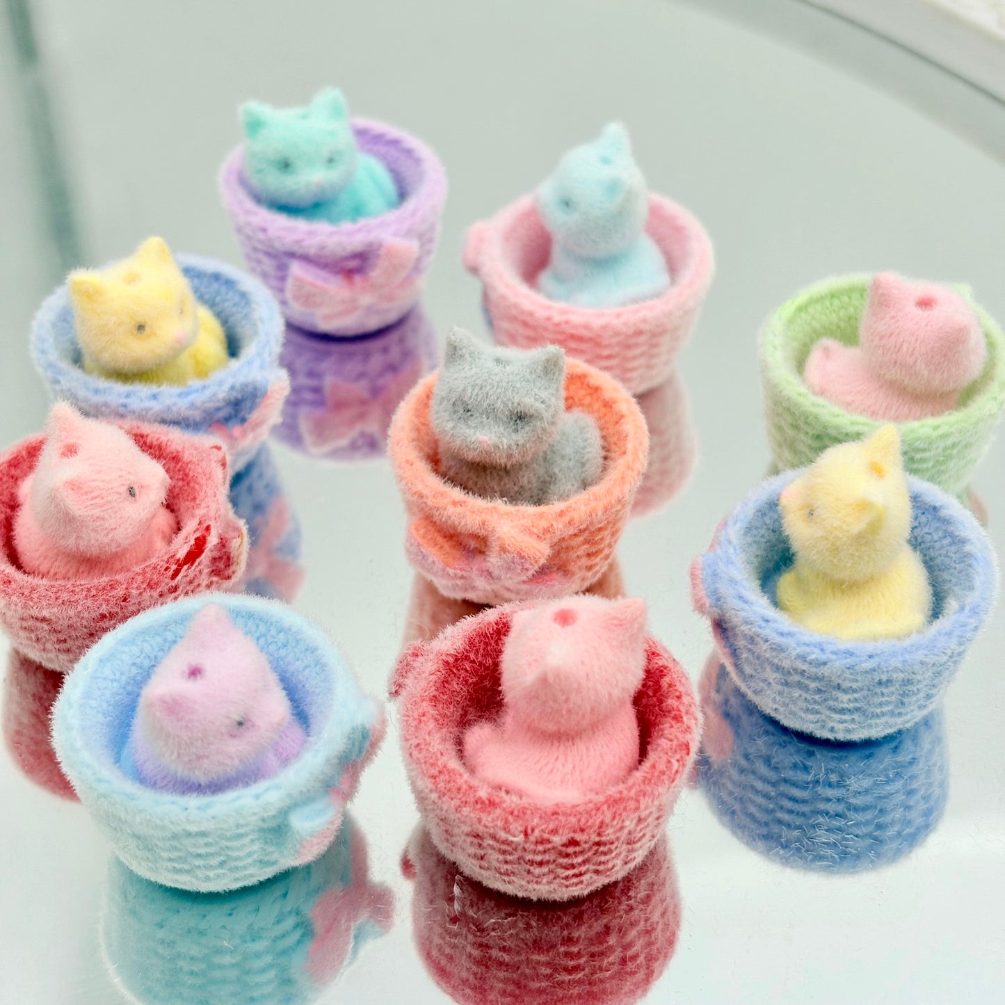 [Q08]猫舎の柔綴・植毛子猫串珠ペンダント（5 個 / 10 個）