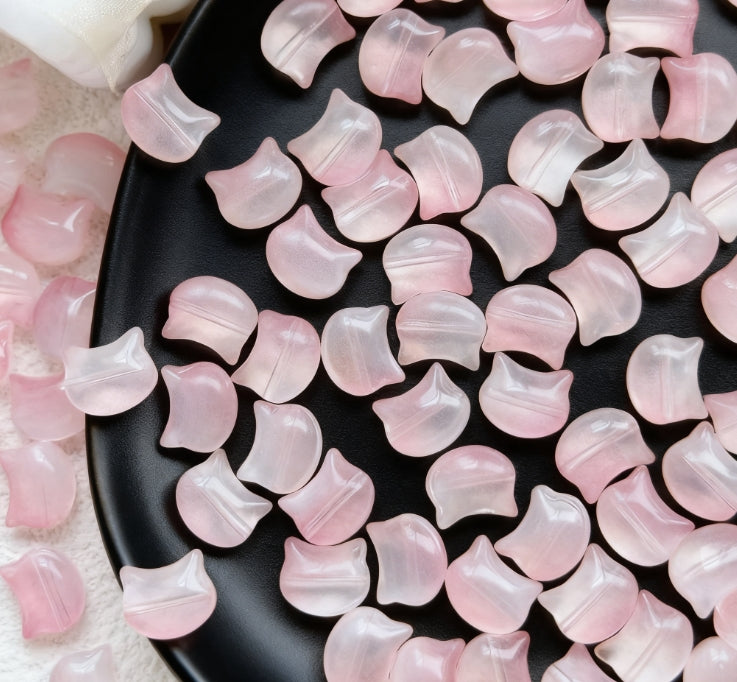 [Q06]彩絨の猫コタツ・多色猫型有孔ビーズ：マカロン柔らかな可愛いビーズ 5 個ミックス